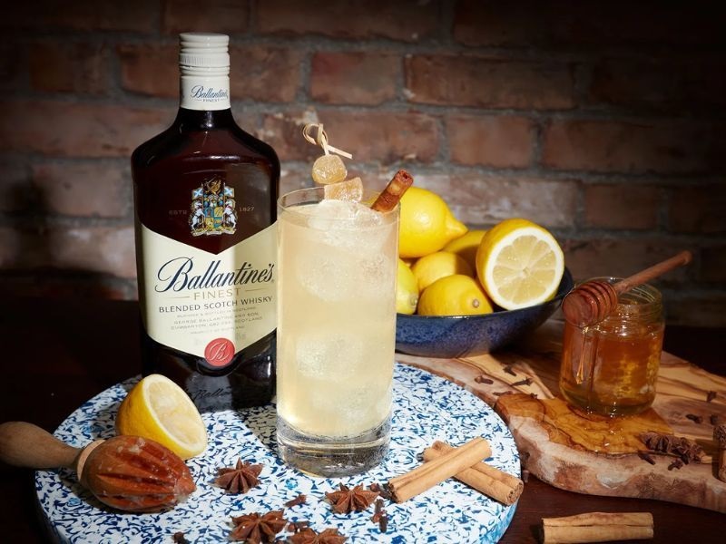 ballantines với soda