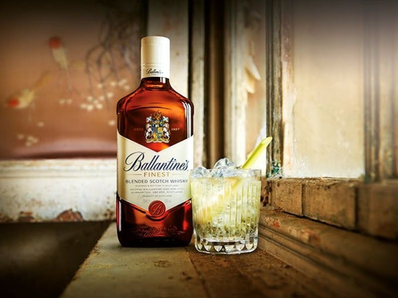 pha chế rượu ballantines