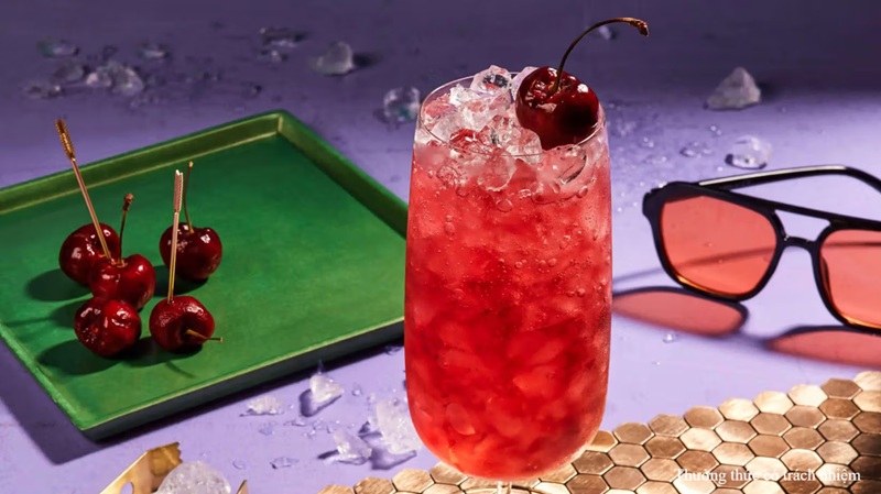 pha rượu với nước có gas hoặc soda