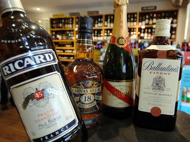 cách uống rượu ricard