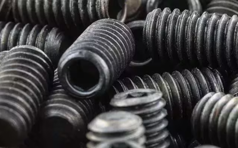 Tại sao cần gia công vít trí theo yêu cầu